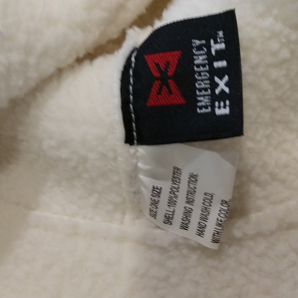 Hat & Glove Set - Picture 4 of 6